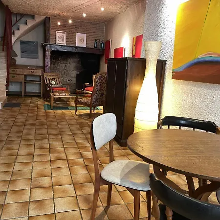Le Cantou De L Artiste Apartamento Figeac